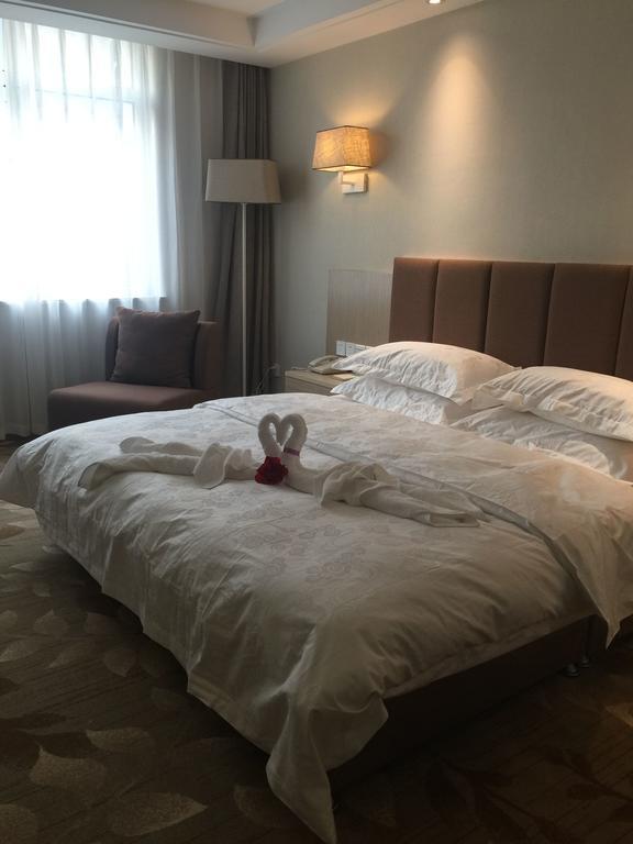 Shenyang Civil Aviation Hotel Экстерьер фото