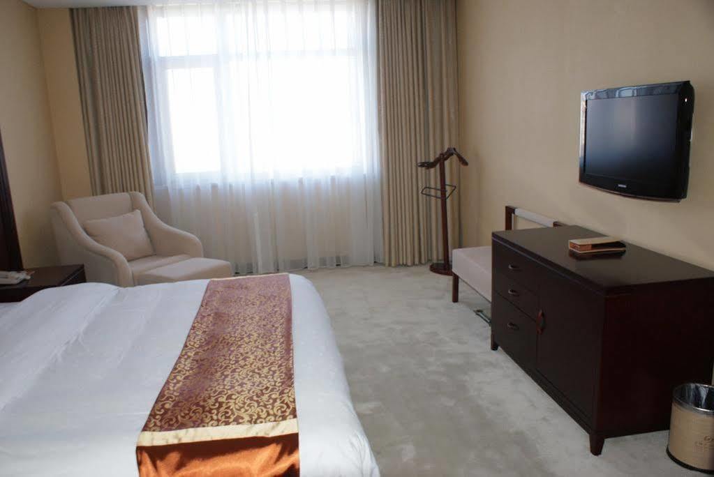 Shenyang Civil Aviation Hotel Экстерьер фото
