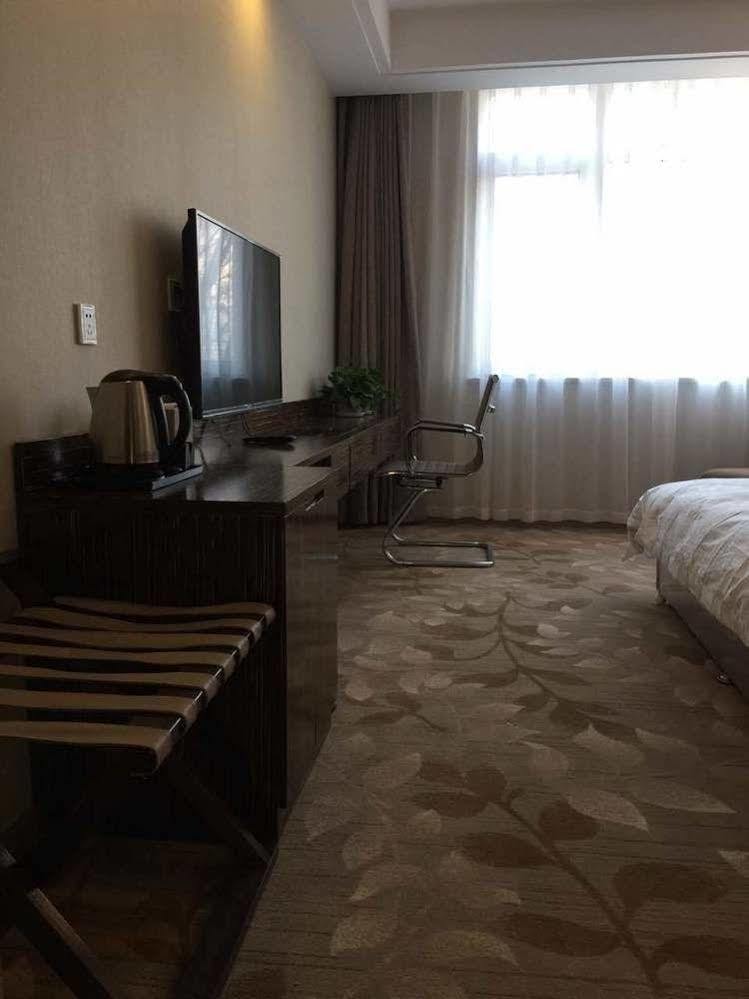 Shenyang Civil Aviation Hotel Экстерьер фото