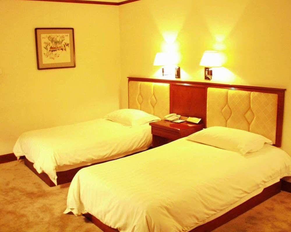 Shenyang Civil Aviation Hotel Экстерьер фото