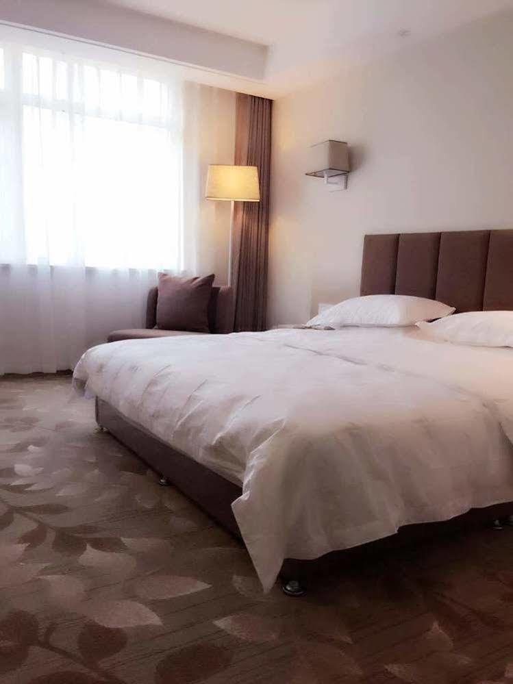 Shenyang Civil Aviation Hotel Экстерьер фото