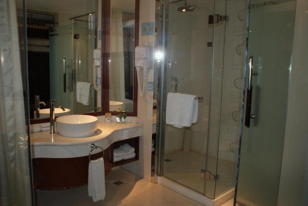 Shenyang Civil Aviation Hotel Экстерьер фото